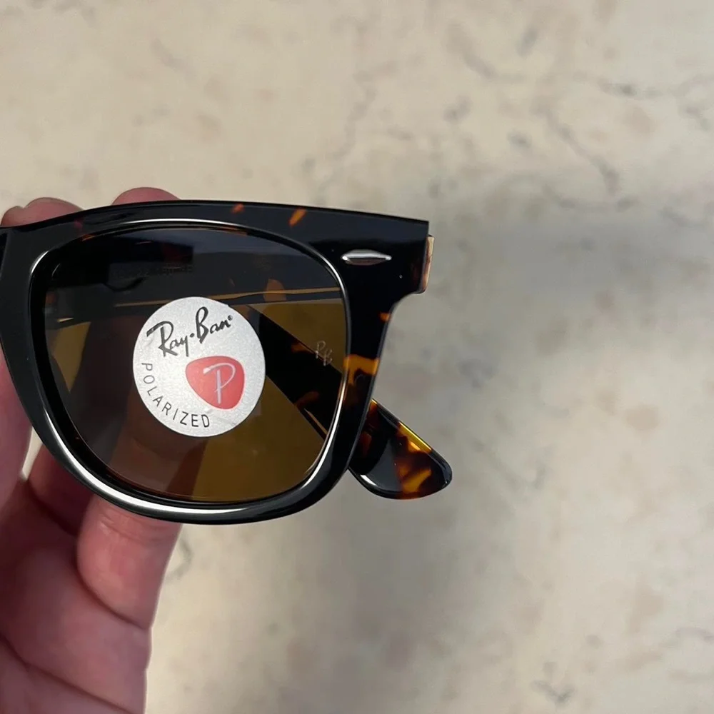 Ray-Ban 2140 Men's Tortoiseshell Frame Sunglasses with Brown Polarized Lenses